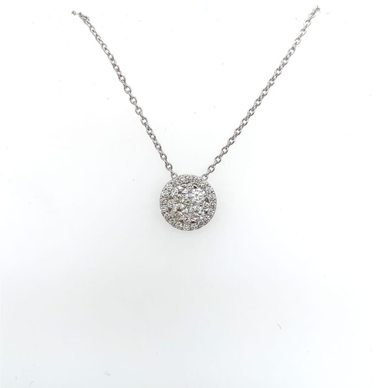 18k White Gold Round Cluster Diamond Pendant